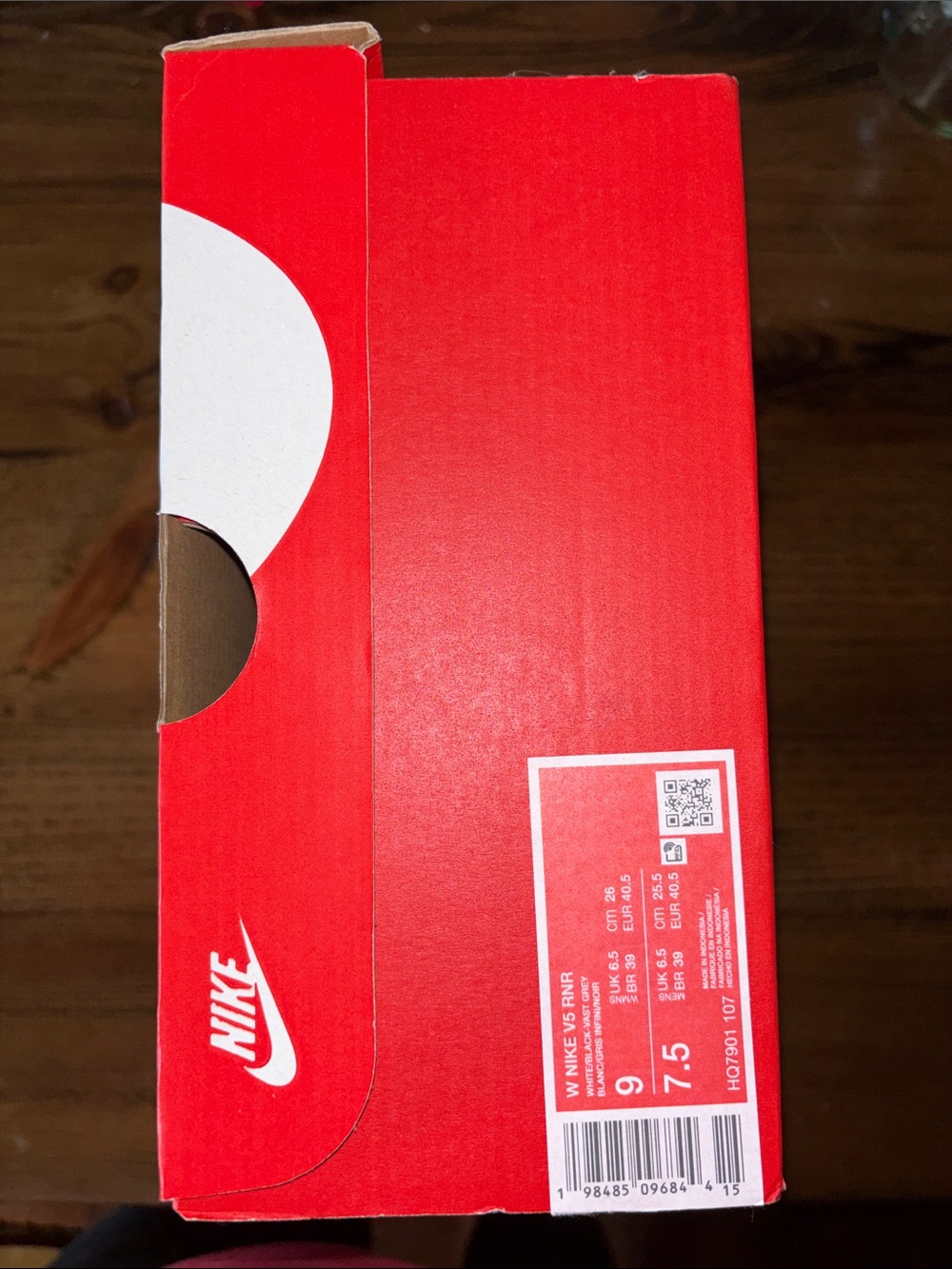 Nike Red and White Logo Shoe Box - Picture 2 of 8